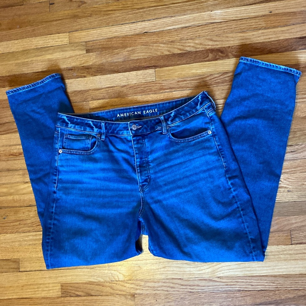 American Eagle Tomgirl Jeans